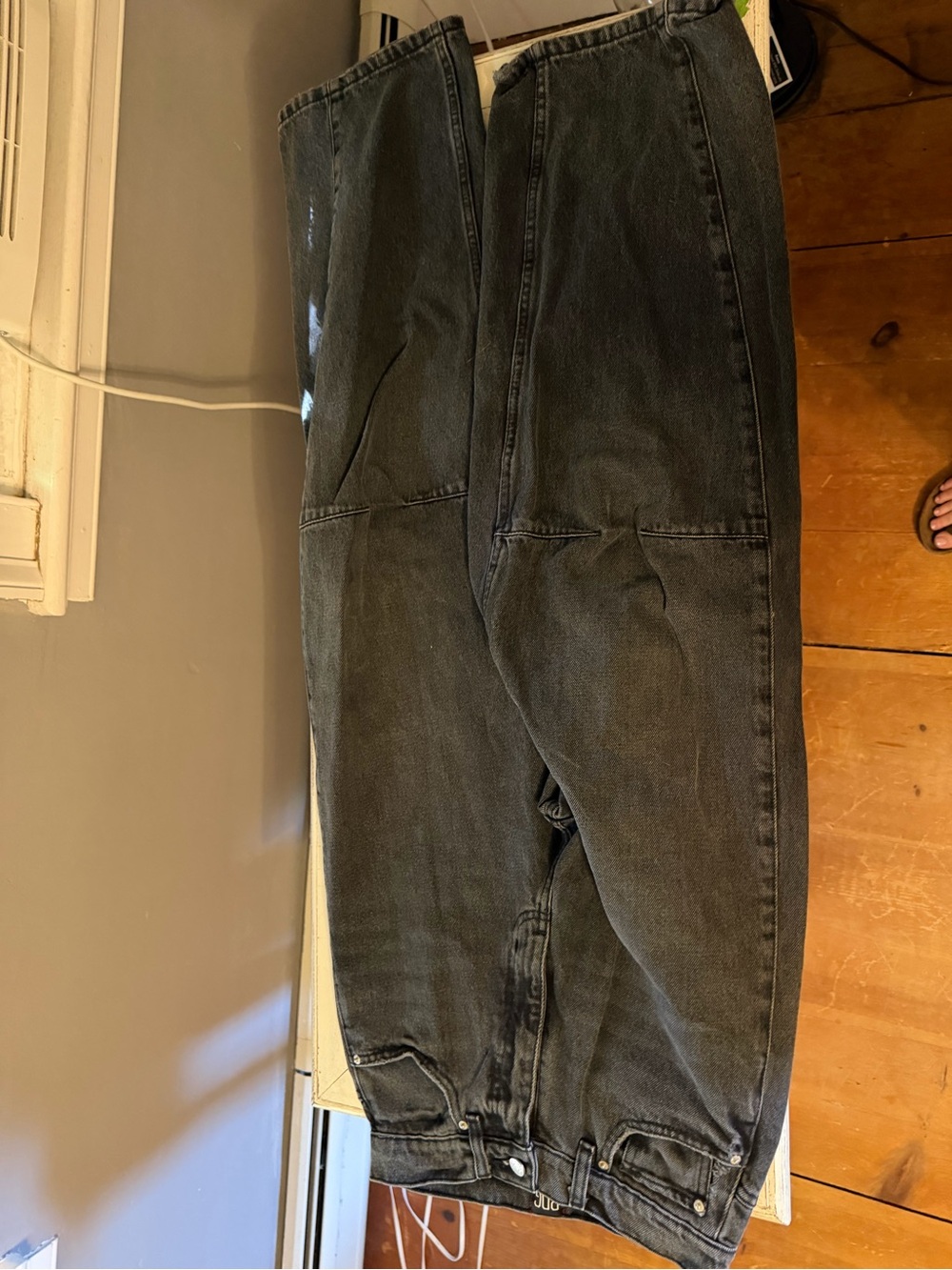 BDG Black Washed High-Rise EXTREME Baggy Jeans